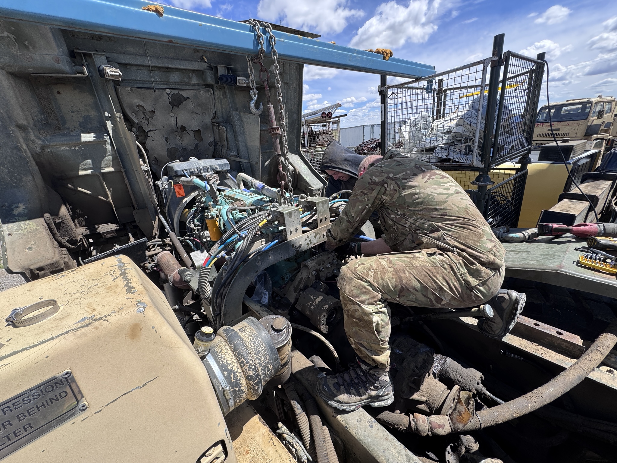 Foden DROPS gearbox replacement work